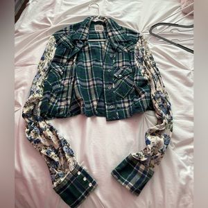 LF Furst of a Kind Floral Flannel